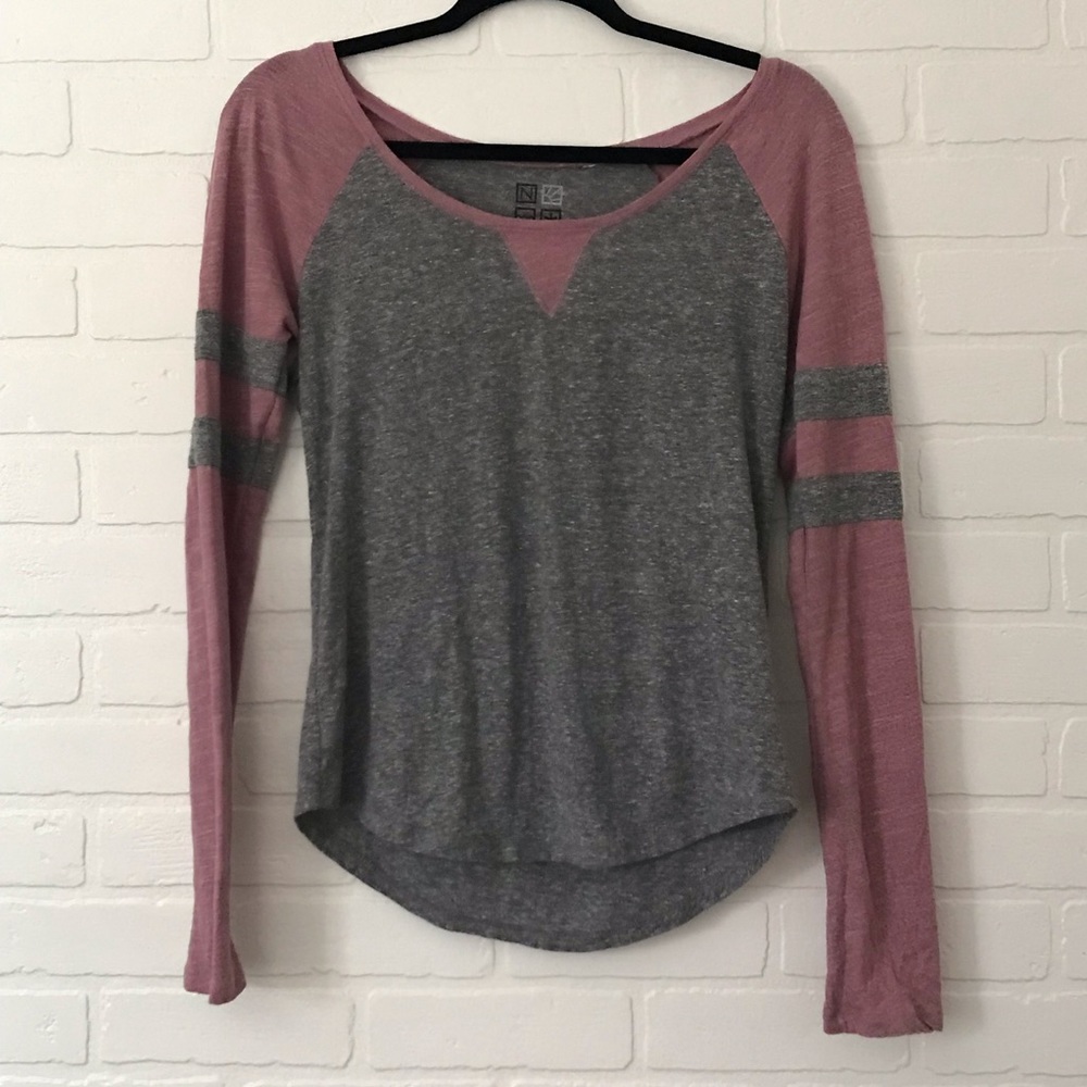 ★lightly worn cute top from pacsun★